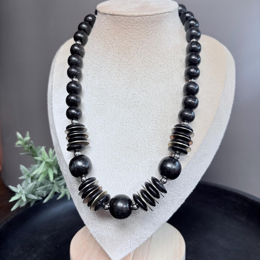 Chunky Black Bead Necklace 18 Inch | Gothic Boho | Vintage Dark Minimalist‎